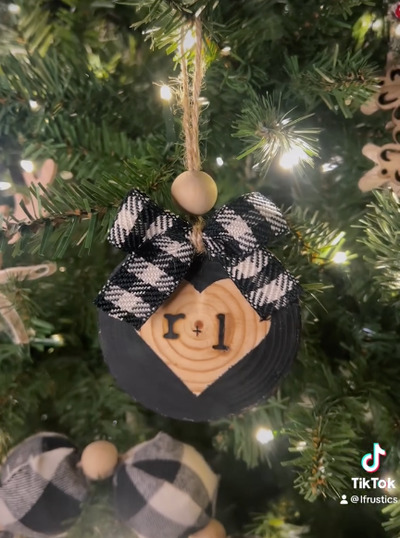 Make-a-Heart-Ornament-for-Christmas