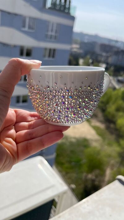 shinny-glittered-rhinestone-art-mug