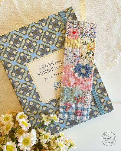 slow-stitching-bookmarks-from-fabric-scraps-repurpose