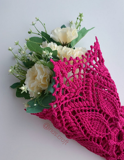 Crochet-Doily-Bouquet-Wrap