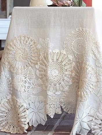 Crochet-Doily-Tablecloth2