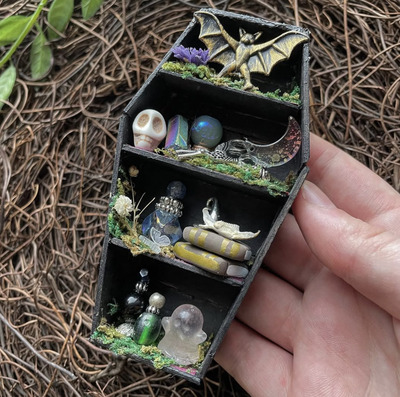 Miniature-Coffin-Shaped-Shelf