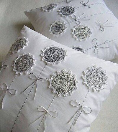 crochet-doilies-Small-Vintage-Doilies-Cushion-Covers