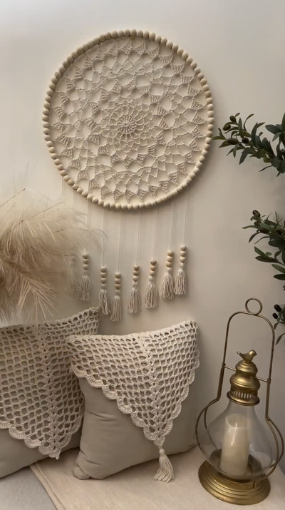 crochet-doilies-wall-art