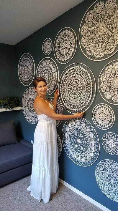 crochet-doilies-wall-art2