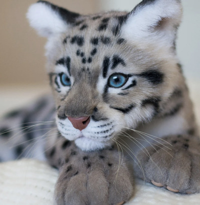 needle-felting-Smoky-Leopard-with-Realistic-Spots