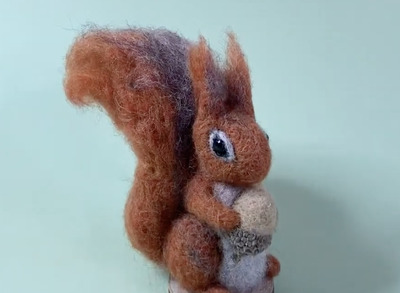 needle-felting-Squirrel-with-Bushy-Tail