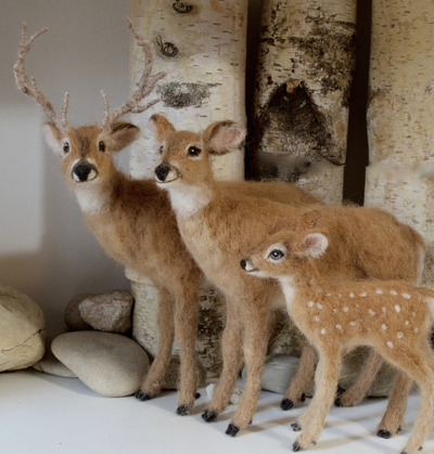 needle-felting-White-Tail-Deer-Family-Doe-and-Buck
