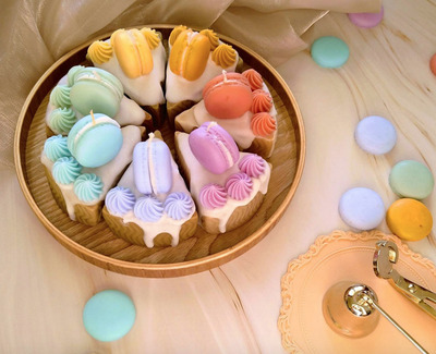 macaroon-cake-candle-colorful-gift