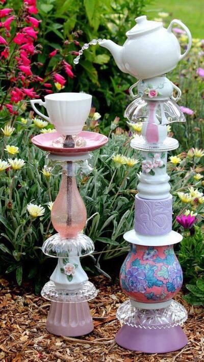 upcycled-garden-decor-vintage-teacups-and-pots