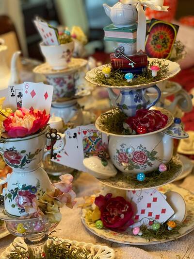 what-to-make-teacup-tier-tray-centerpiece-alice-in-wonderland