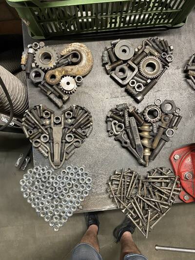 Hardware-Heart-Wall-Decor-old-tools-art