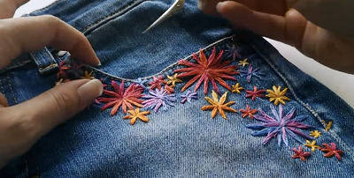Mini-Autumn-floral-vines-pattern-stretching-from-the-top-of-the-pocket-downward