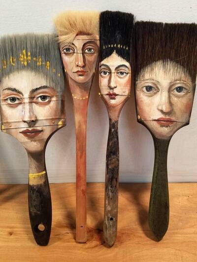 Upcycled-old-Paintbrush-Art
