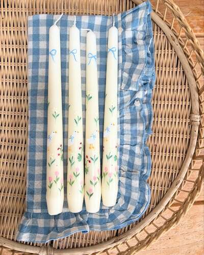 cute-ducks-and-bows-hand-painted-candles