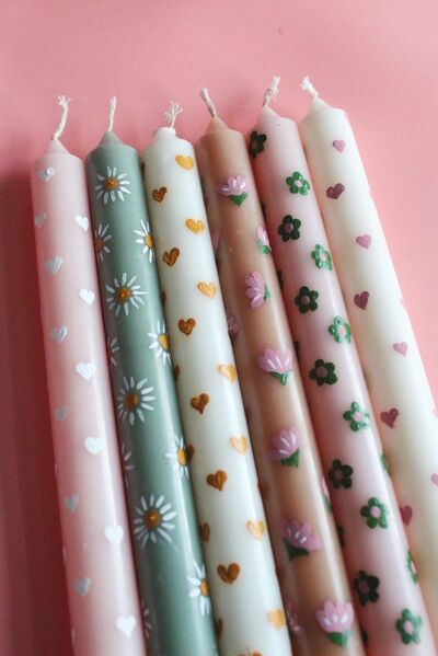 cute-easy-hand-painted-candles-diy