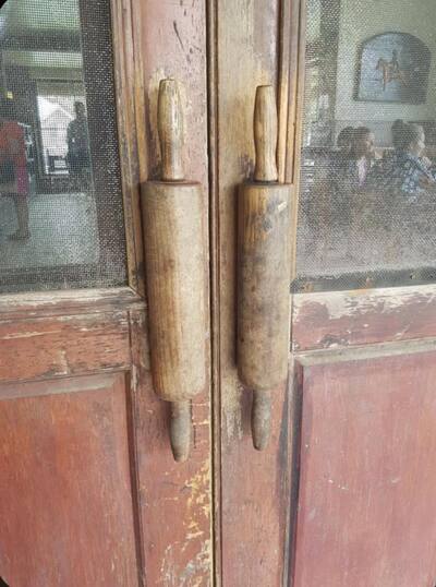old-Rolling-Pin-Door-Handle-idea