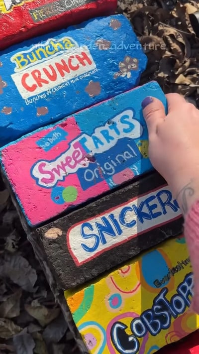 candy-lovers-painted-brick-art