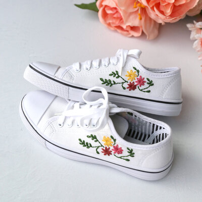 embroidered-shoes-tutorial-Lazy-Daisy-and-Stem-Stitch-Pastel-Blooms-on-Canvas-Sides