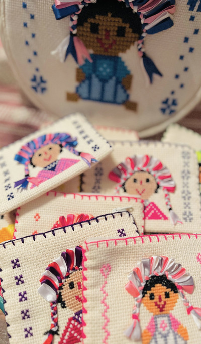 Coin-Purse-with-Cross-Stitch-Front