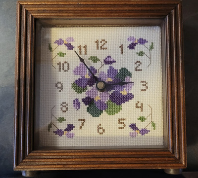 Cross-Stitch-Clock-Face