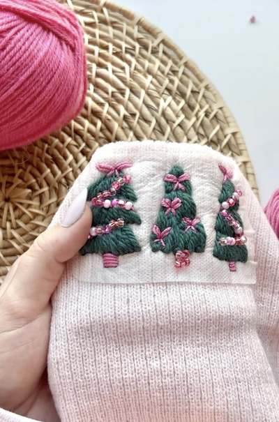 DIY-Christmas-Beanie