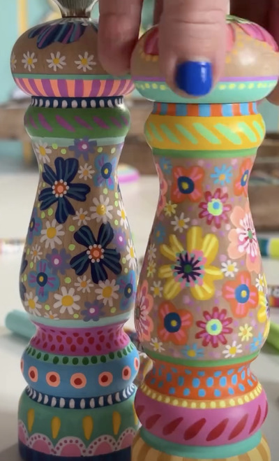 Salt-and-Pepper-Shakers