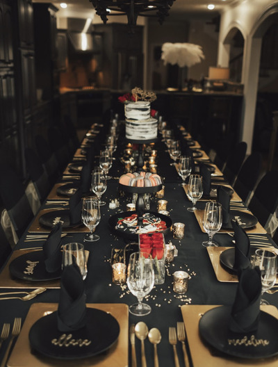 Standing-Swirl-Napkin-Fold