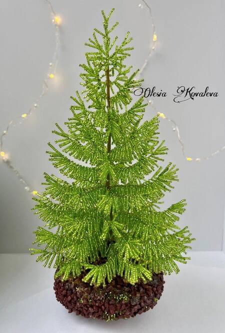 Sparkling-Green-Beaded-Tree-plant