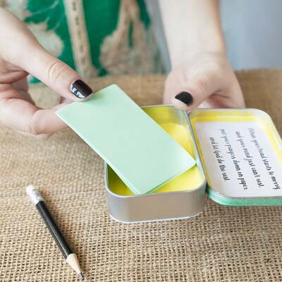 Altoid-Tin-Crafts-Prayer-Box