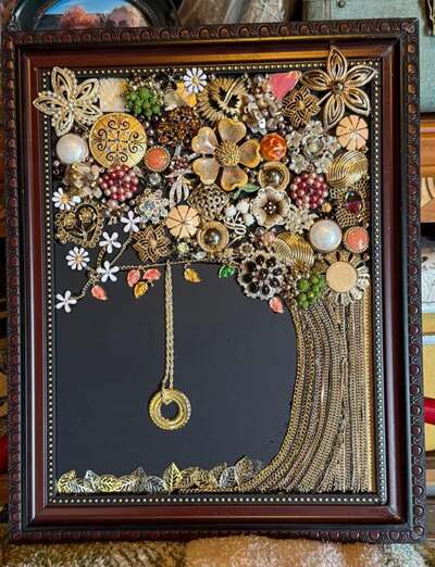 enchanting-tree-of-life-old-jewelry-art