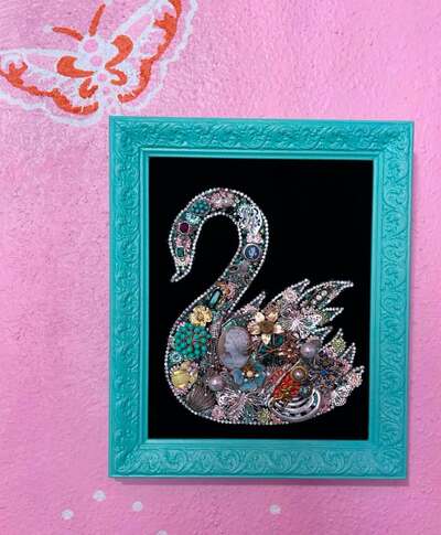 upcycled-jewelry-art