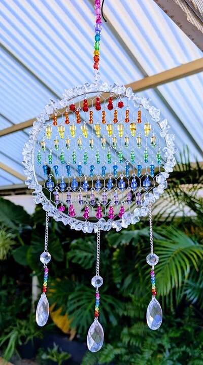 Sparkling-Chicken-Wire-Suncatcher