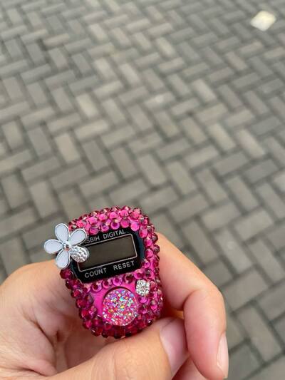 rhinestone-art-diy-digital-counter