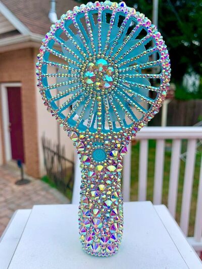rhinestone-art-diy-hand-phone
