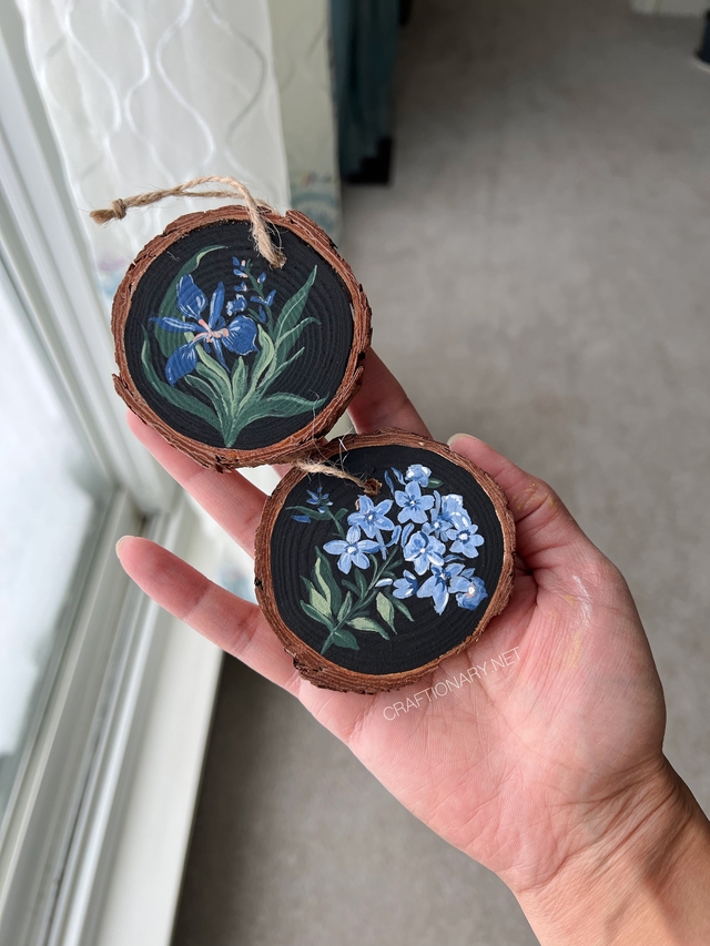 hand-painted-wood-slices-flowers-acrylic-painting