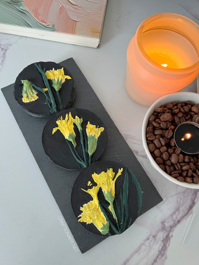 priming-painting-sealing-bas-relief-plaster-art