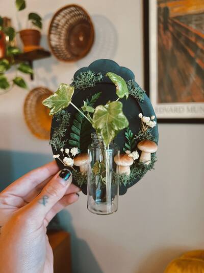 decorated-frame-clay-miniatures-water-plant-display-magnet