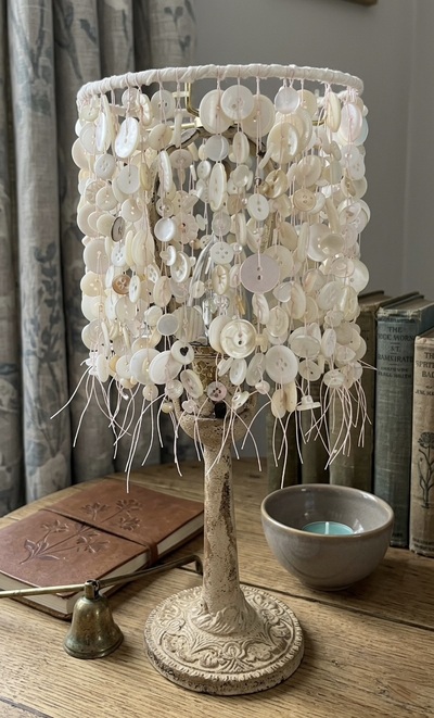 diy-button-lamp
