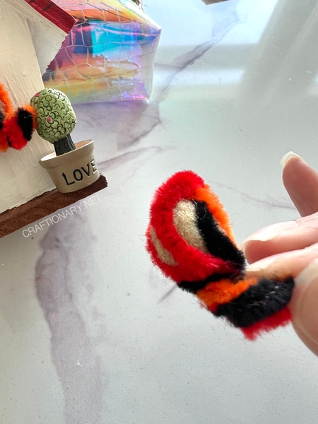 make-cute-pipe-cleaner-birds-animal-crafts