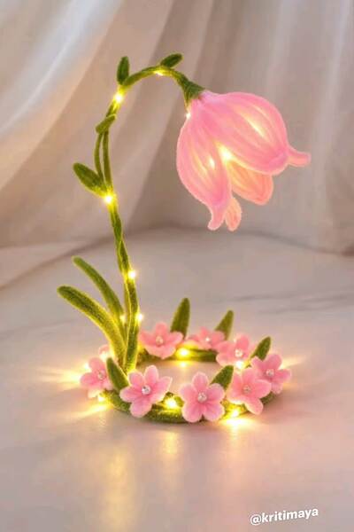 pipe-cleaner-twinkle-light-lamp