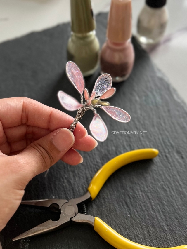 nail-polish-flower-art-diy-learn-to-make