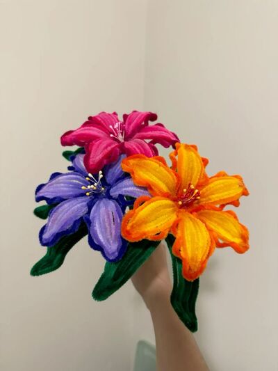 pipe-cleaner-hibiscus-flower-diy