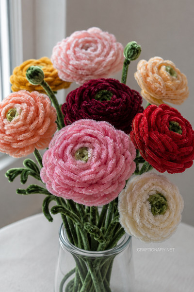 pipe-cleaner-ranunculus-flower