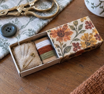 travel-sewing-and-pincushion-matchbox-miniature